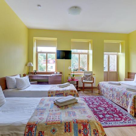 In Astra Bed & Breakfast วิลนีอุส ภายนอก รูปภาพ